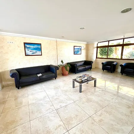 1 Bedroom In Americas! * Playa de las Americas (Tenerife)
